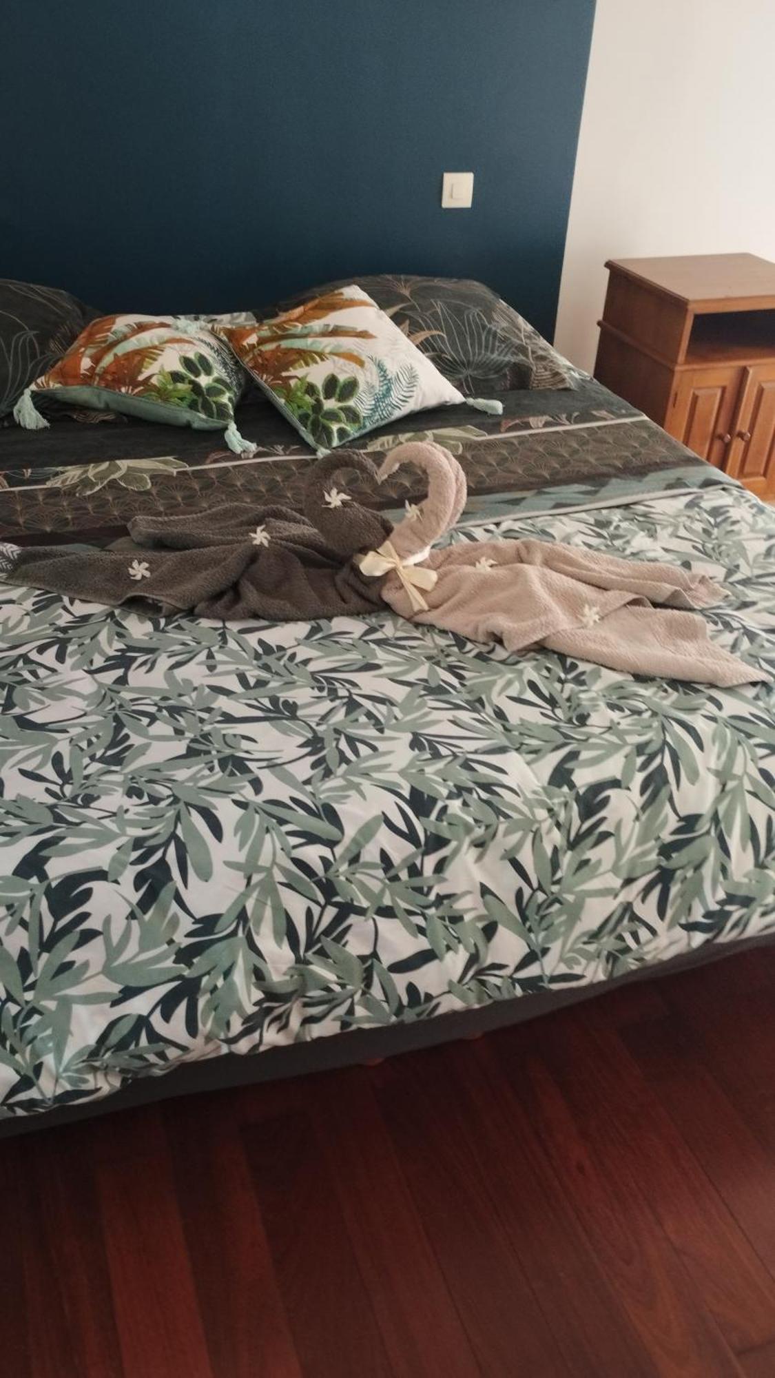Apartament Chez Madame Fabienne Sainte-Suzanne Zewnętrze zdjęcie